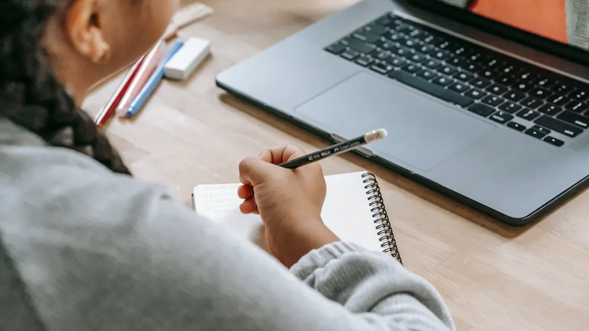 How 4 People Built $1K–$10K/Month Selling Digital Templates — With No Audience and Under 10 Hours a Week